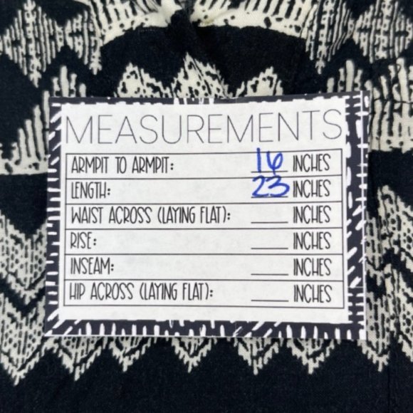 ROSE & THYME | Black and White Bohemian Style Short Sleeve Blouse | Size XS - Picture 9 of 10